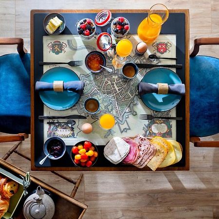 Bed & Breakfast - Gallery 'T Speelhuys ブレッダ エクステリア 写真